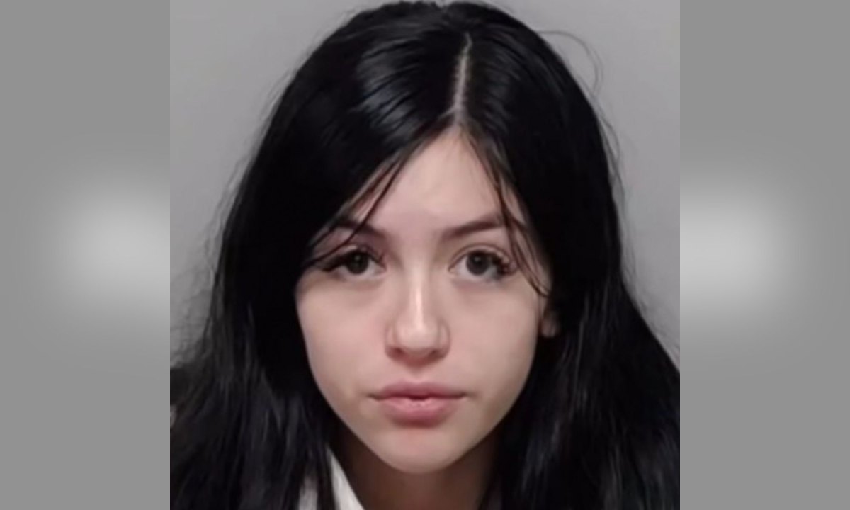 Young Mother Arrested After Leaving Her 1-Month-Old Son With Stranger She Met at Bus Stop