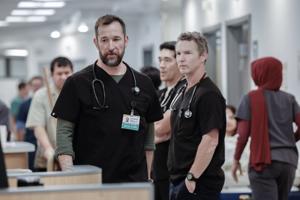 Noah Wyle and Shawn Hatosy in The Pitt season 2