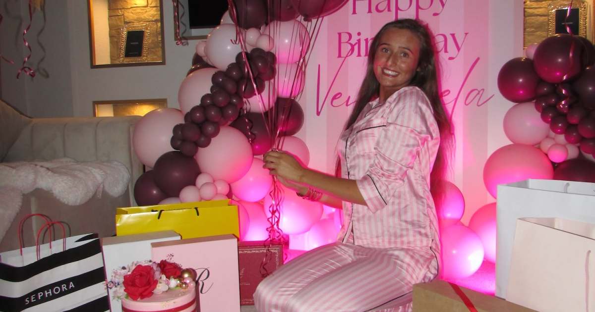 Tyson Fury’s Daughter Venezuela Marvels Over Lavish 17th Birthday Gifts From Her Husband Tyson Fury’s Daughter Venezuela Marvels Over Lavish 17th Birthday Gifts From Her Husband