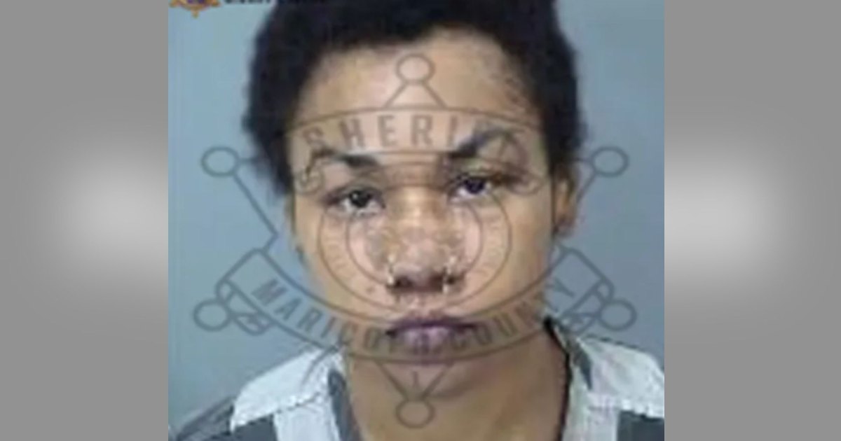Arizona Woman Opens Fire at Nail Salon and Punches Employee in the Face Over Service Fee Arizona Woman Opens Fire at Nail Salon and Punches Employee in the Face Over Service Fee
