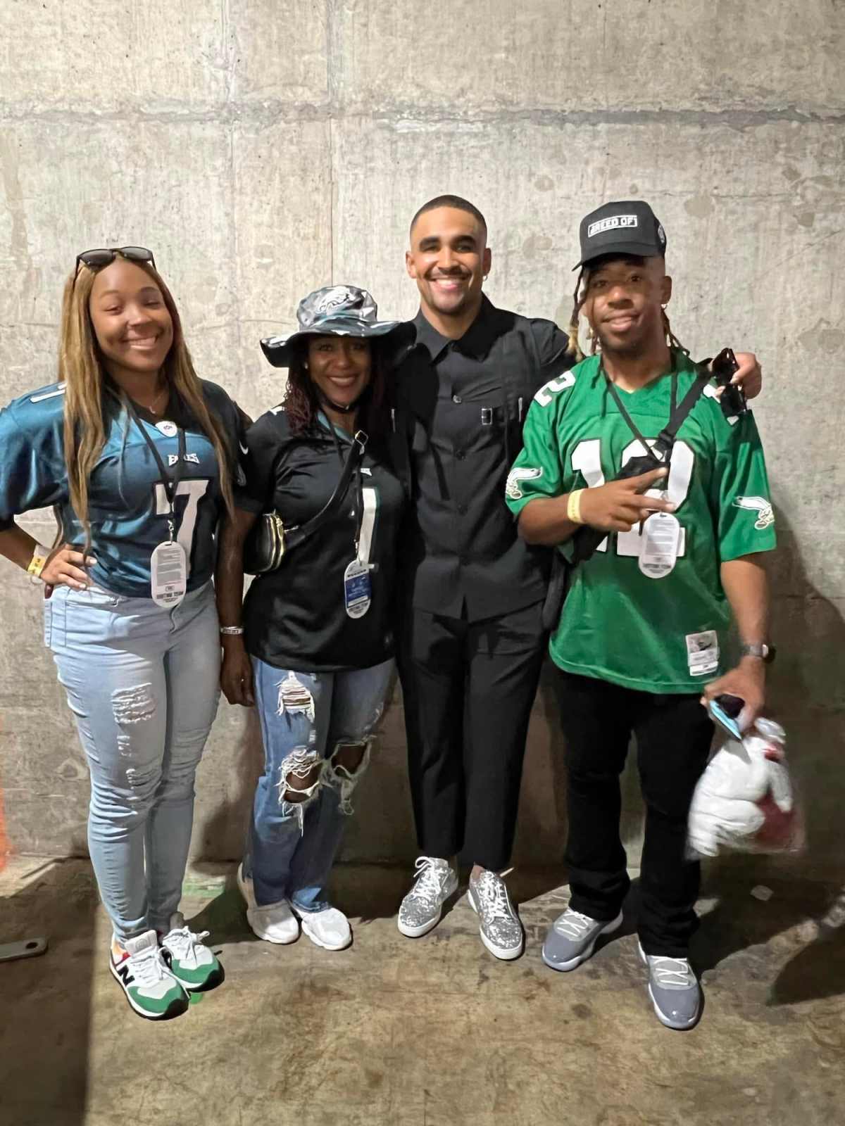 493808204_10227329014800685_7436829497408029025_n pamela hurts jalen hurts.jpg