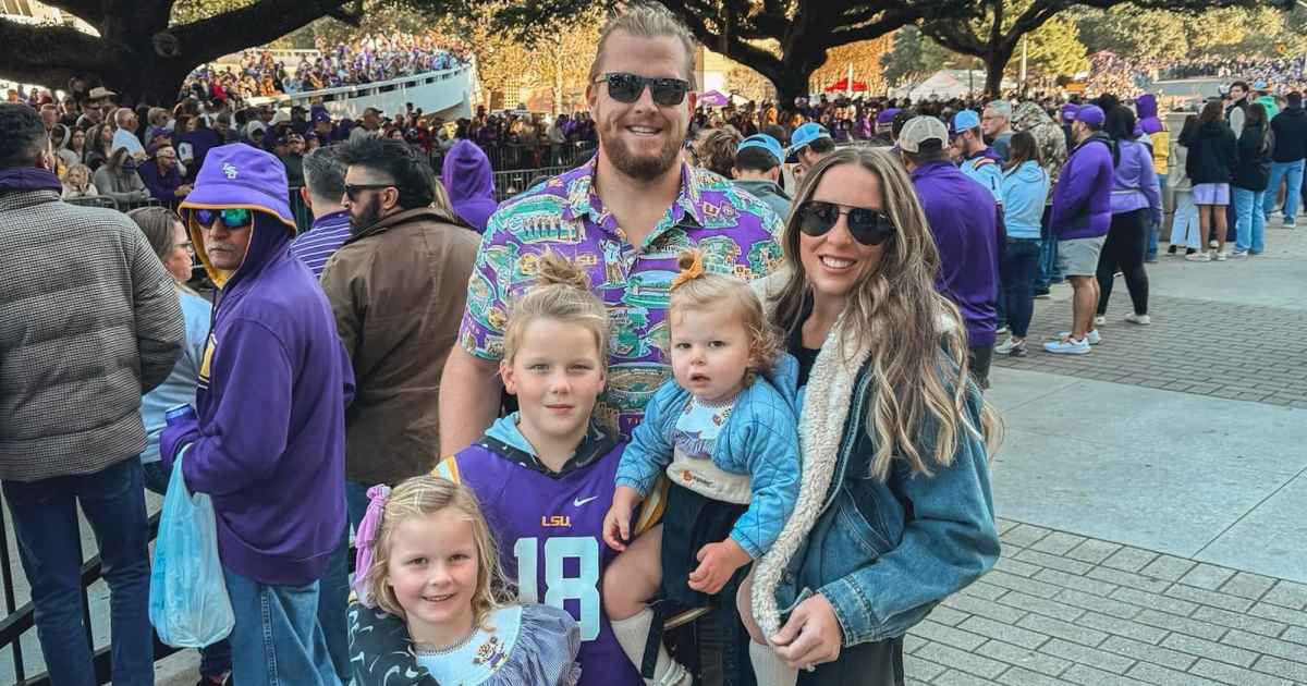 Wife of Late NFL Player Jordan Devey Recalls Telling Their Son About His Father’s Sudden Death Wife of Late NFL Player Jordan Devey Recalls Telling Their Son About His Father’s Sudden Death