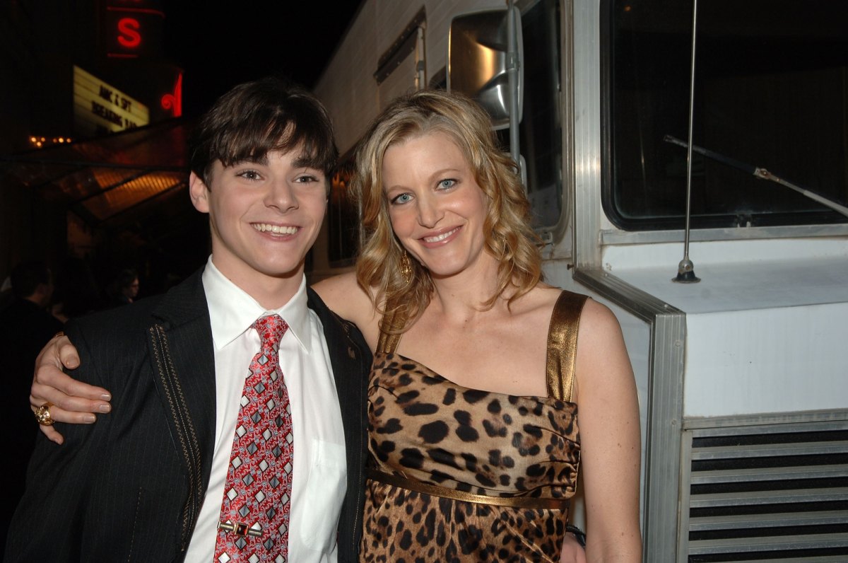 Breaking Bad Anna Gunn Pays Tribute to TV Son RJ Mitte After His Death In My Heart Forever Feature