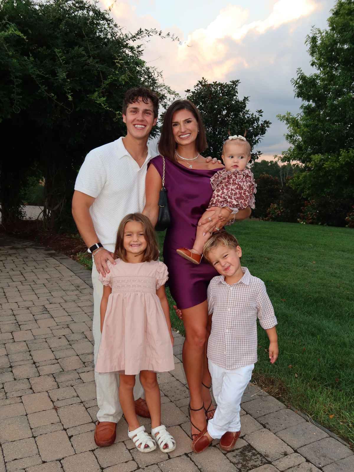 Bringing Up Bates Carlin Bates Announces Pregnancy With 4th Baby Nearly a Year After Welcoming Daughter Navy