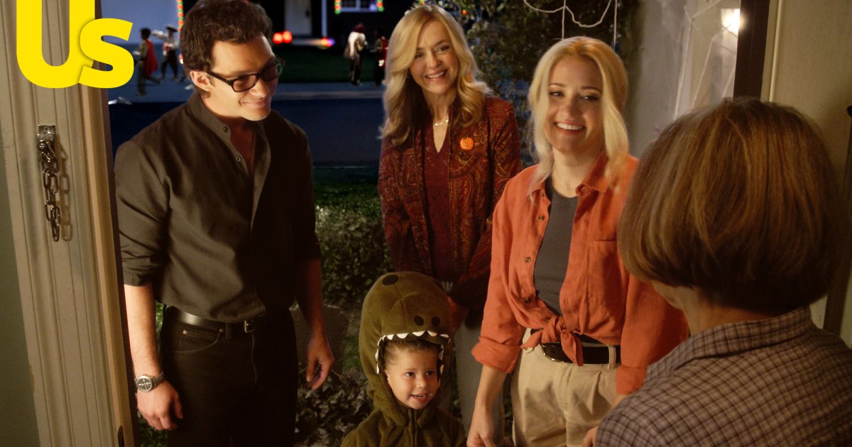 See 1st Look at ‘Georgie and Mandy’ Cast’s Halloween Costumes: From ‘Jurassic Park’ to Spice Girls (Exclusive) See 1st Look at ‘Georgie and Mandy’ Cast’s Halloween Costumes: From ‘Jurassic Park’ to Spice Girls (Exclusive)