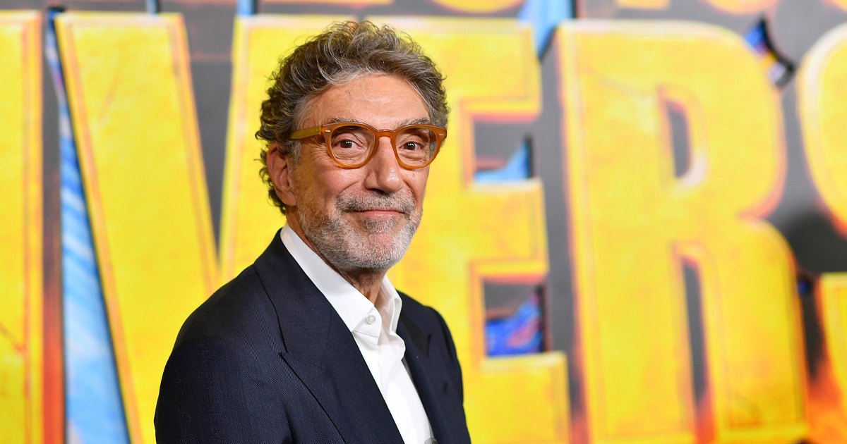 Chuck Lorre Discusses Charlie Sheen, Roseanne Barr in Memoir Chuck Lorre Discusses Charlie Sheen, Roseanne Barr in Memoir