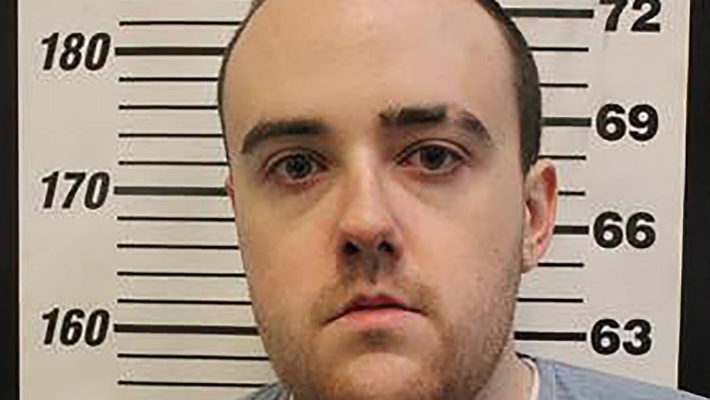 Convicted Killer at Large After Escaping From Prison by Slipping Through Fence