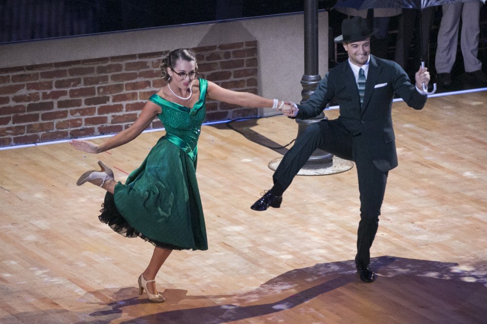DWTS-Mark-and-Alexa-TCDDAW3_EC052