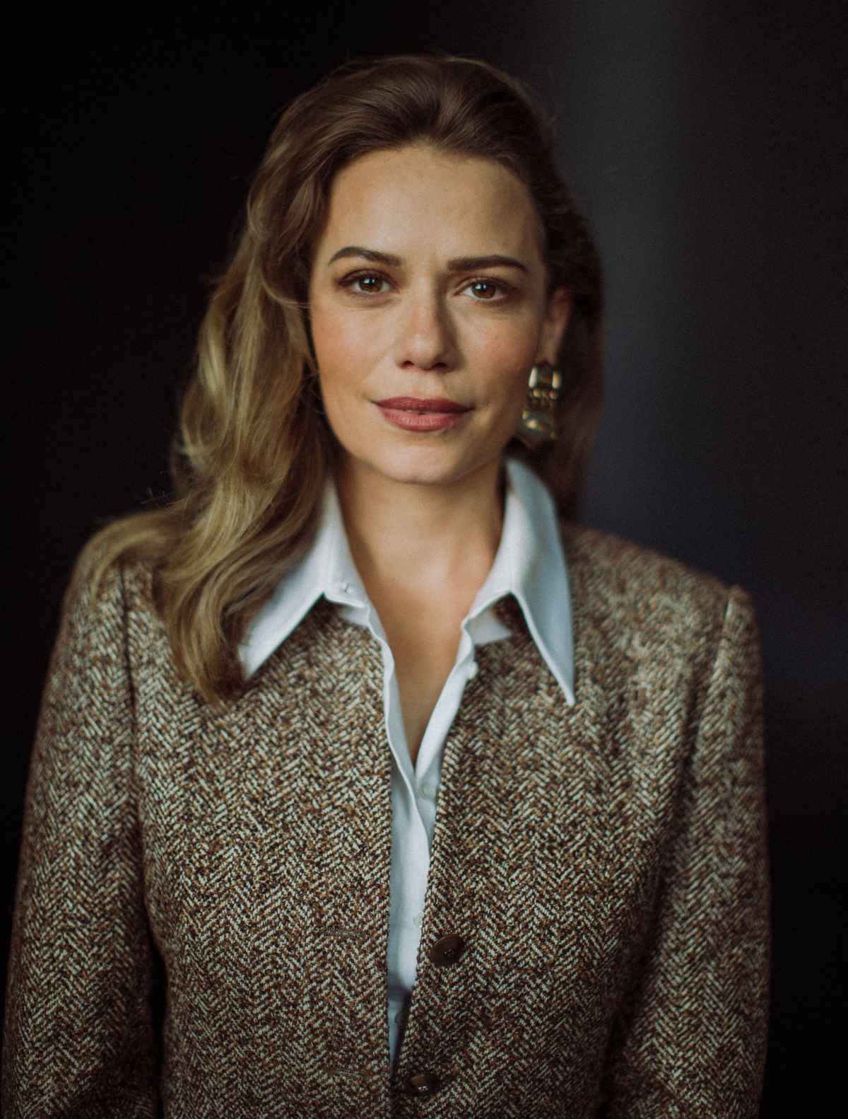 Feature 25 Things Bethany Joy Lenz