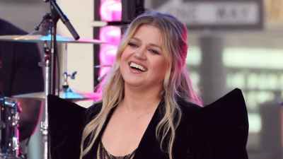 Kelly Clarksons Feud With Brooklyn Store Sparks Internet Debate All the Funniest Reactions
