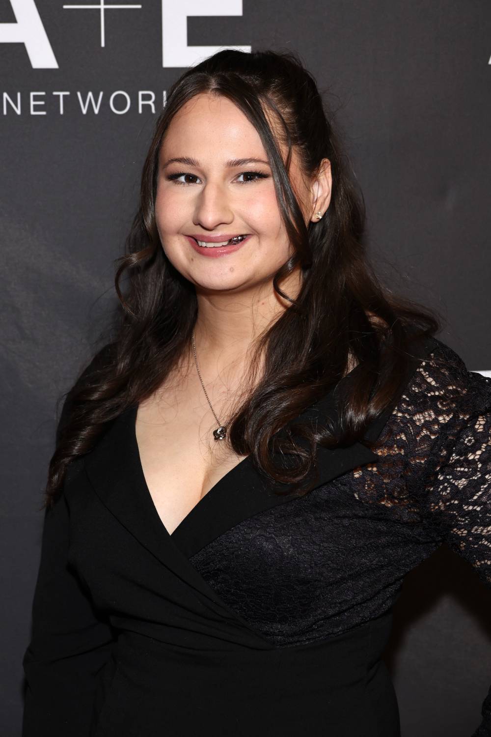 GettyImages-1910726857Gypsy-Rose-Blanchard-Breaks-Silence-After-Ken-Urker-Is-Found-Dead.jpg