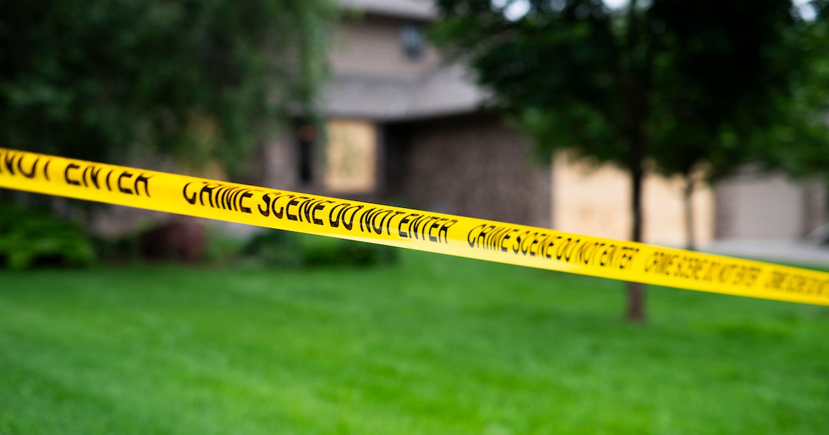 Veterinarian Left ‘Multiple’ Notes Before He Killed Family and Girlfriend in Murder-Suicide Veterinarian Left ‘Multiple’ Notes Before He Killed Family and Girlfriend in Murder-Suicide