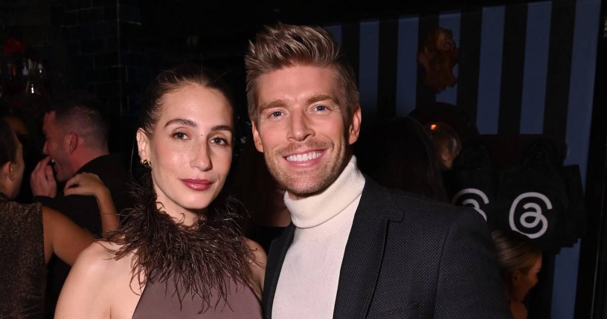 Where Kyle Cooke and Amanda Batula Stand Nearly 1 Year After Split: ‘It’s Been Tense’ (Exclusive) Where Kyle Cooke and Amanda Batula Stand Nearly 1 Year After Split: ‘It’s Been Tense’ (Exclusive)