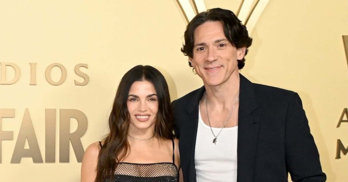 Jenna Dewan’s Fiance Shuts Down Claims ‘DWTS’ Pro Val Chmerkovskiy Is Inappropriately Close With Her Jenna Dewan’s Fiance Shuts Down Claims ‘DWTS’ Pro Val Chmerkovskiy Is Inappropriately Close With Her