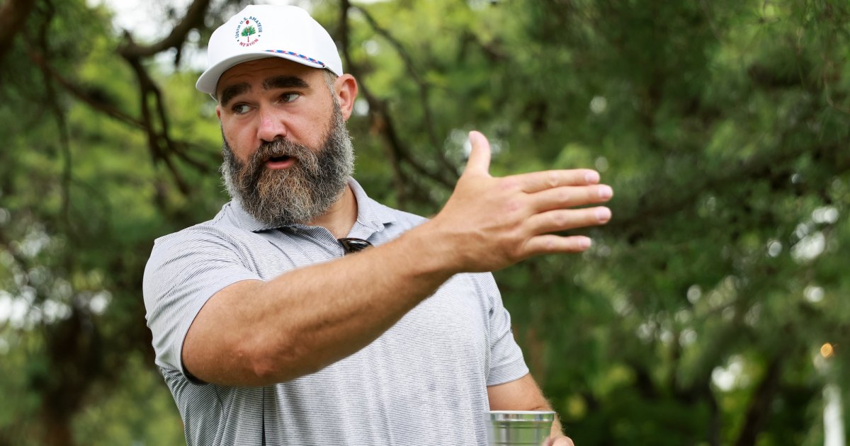 Jason Kelce Says He’s ‘Morbidly’ Obese Amid Weight Loss Journey While Broadcasting Eagles-Jaguars Game Jason Kelce Says He’s ‘Morbidly’ Obese Amid Weight Loss Journey While Broadcasting Eagles-Jaguars Game