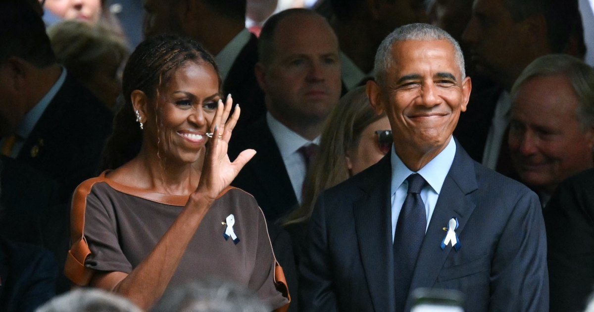 Former President Barack Obama and Wife Michelle Celebrate 34th Wedding Anniversary With New PDA Pics