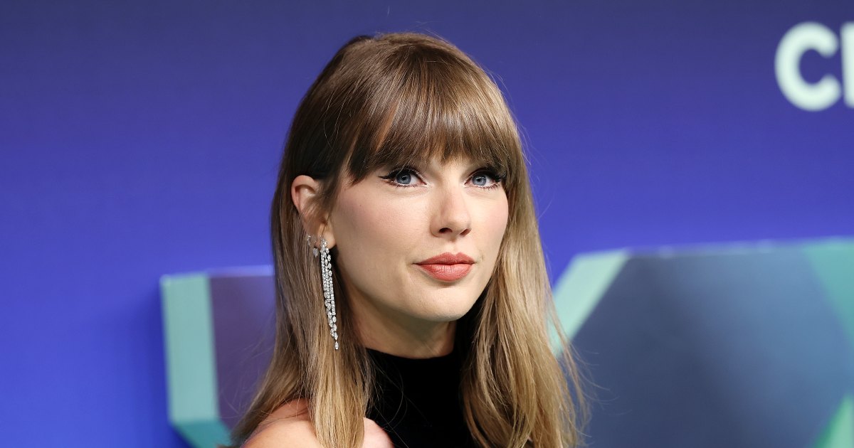 Taylor Swift’s Slimming Red Bodysuit Style Is the Chic Basic Every Woman Over 35 Needs in Their Rotation Taylor Swift’s Slimming Red Bodysuit Style Is the Chic Basic Every Woman Over 35 Needs in Their Rotation