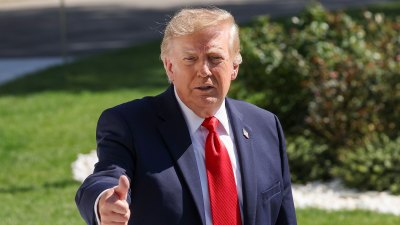 GettyImages-2298092877donaldtrumpaspirin.jpg