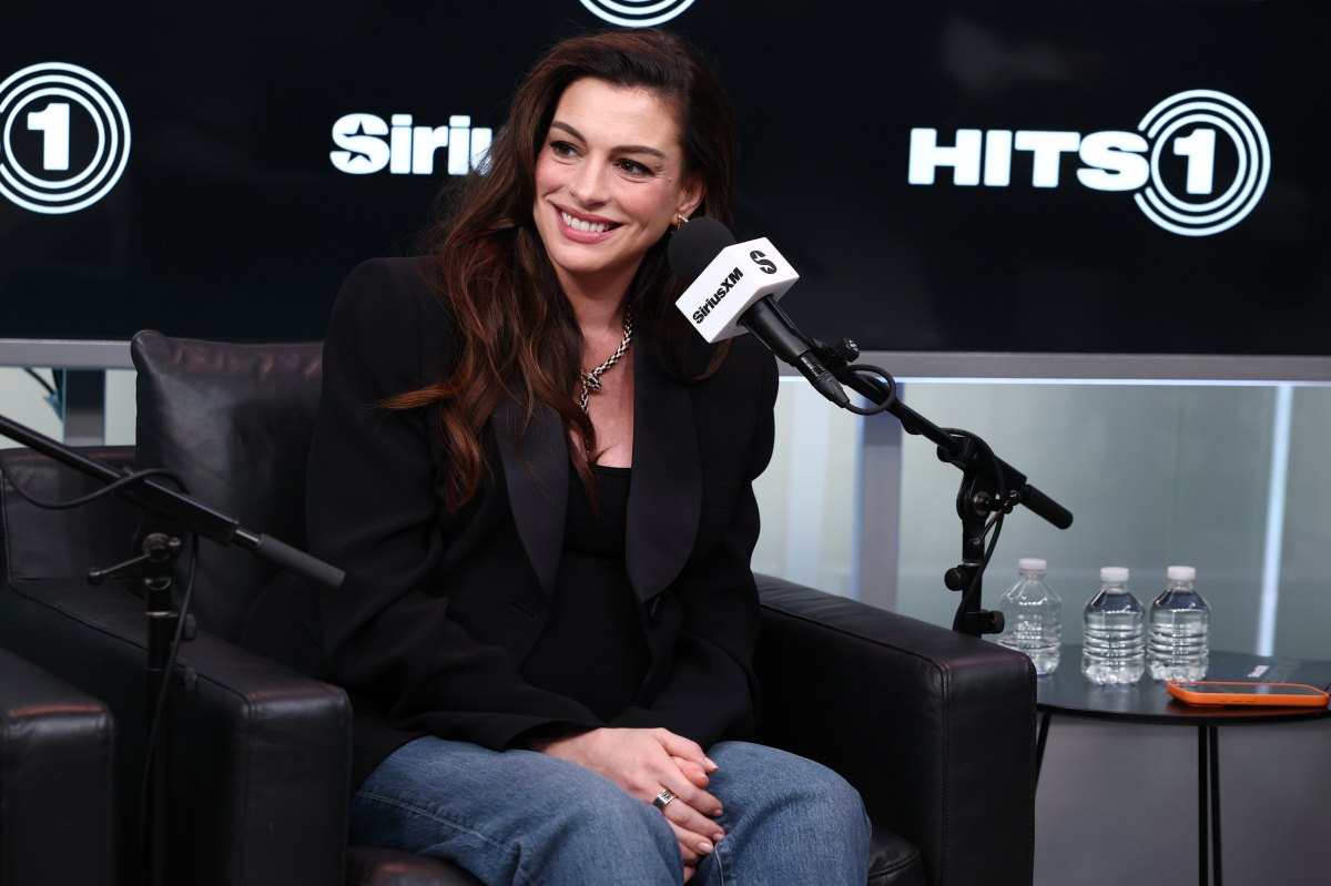 Anne Hathaway