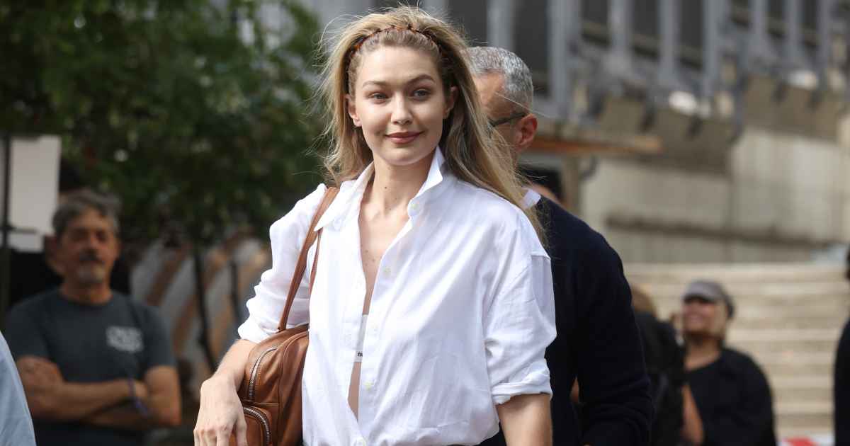 Gigi Hadid’s Relaxed Jeans Nail That Elusive ‘Loose But Still Flattering’ Fit — Get the Look for Gigi Hadid’s Relaxed Jeans Nail That Elusive ‘Loose But Still Flattering’ Fit — Get the Look for