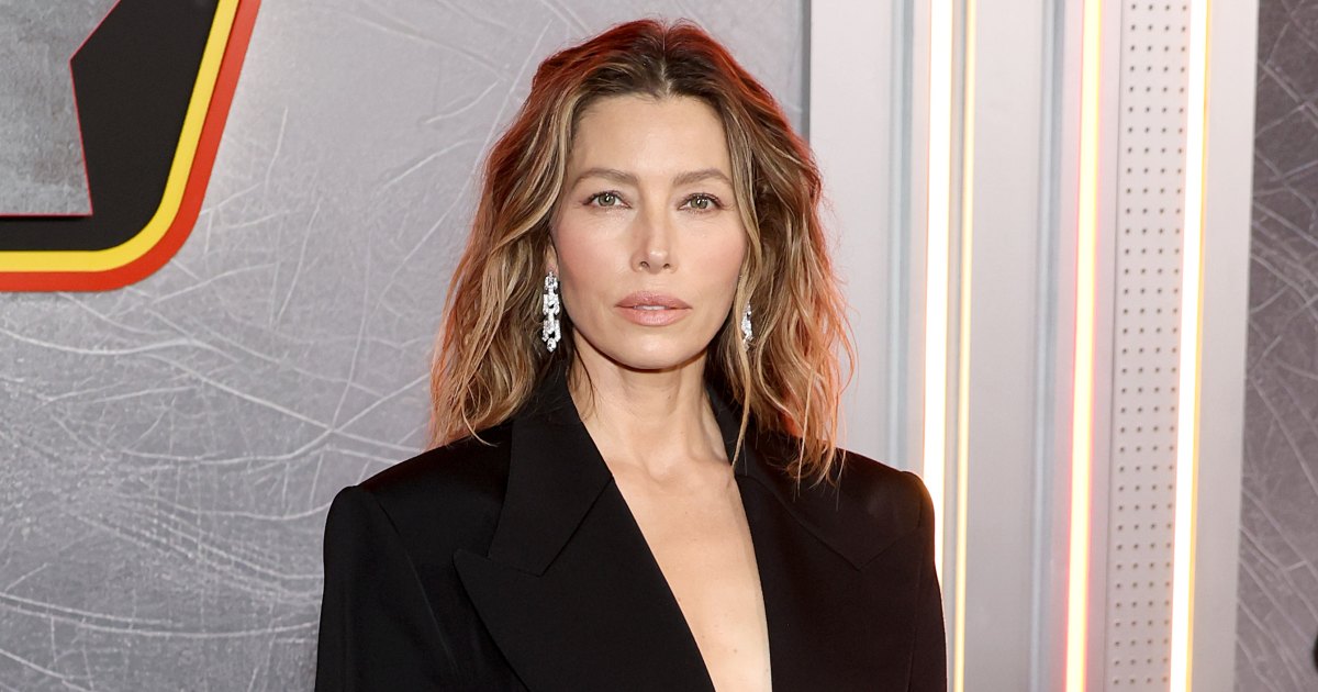 Jessica Biel’s Fitted Turtleneck Is the Figure-Flattering Alternative to Chunky Sweaters — Get the Look