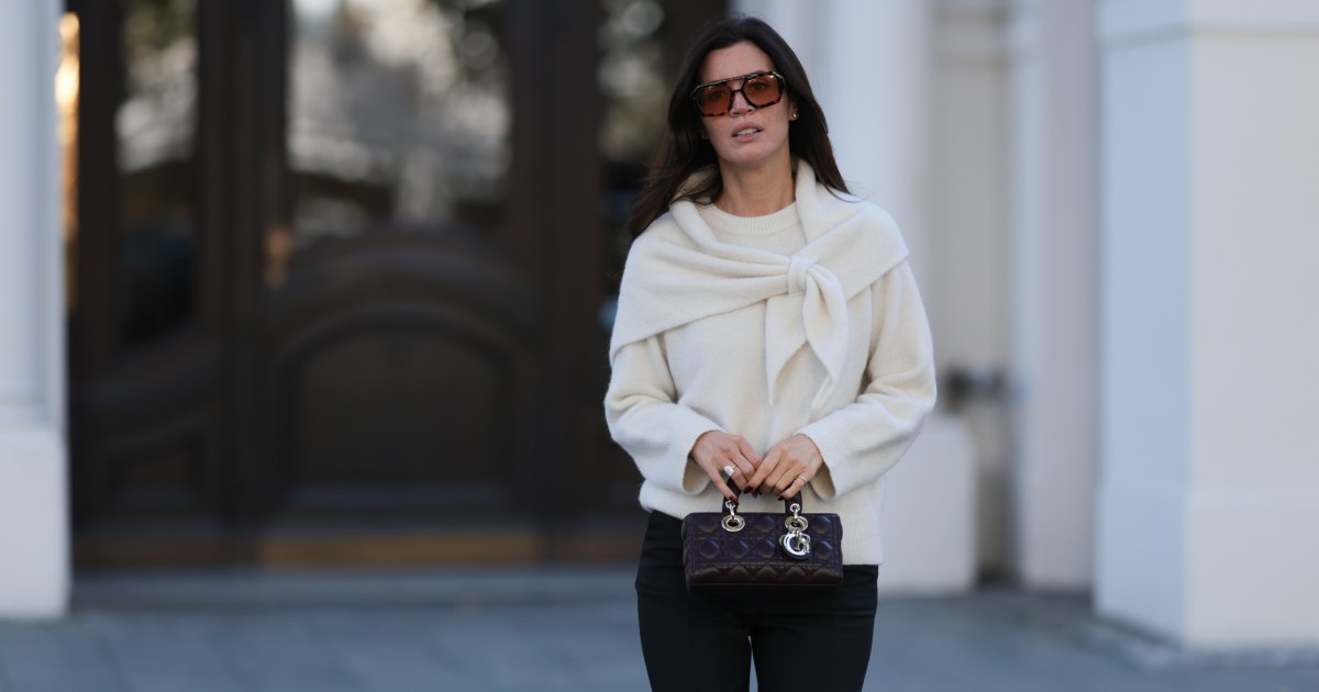 13 Loose Turtleneck Sweaters That Scream Upstate New York Rich Mom 13 Loose Turtleneck Sweaters That Scream Upstate New York Rich Mom