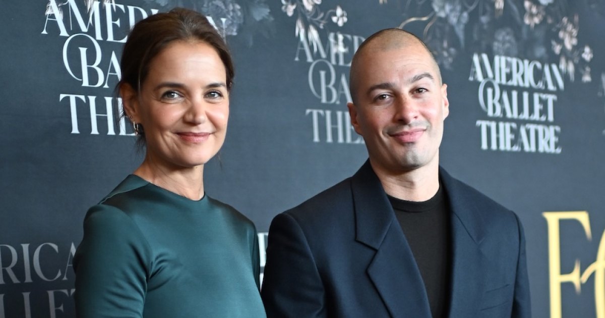 Katie Holmes and Boyfriend Jason Bard Yarmosky Hold Hands on Rare Red Carpet Date Night Katie Holmes and Boyfriend Jason Bard Yarmosky Hold Hands on Rare Red Carpet Date Night