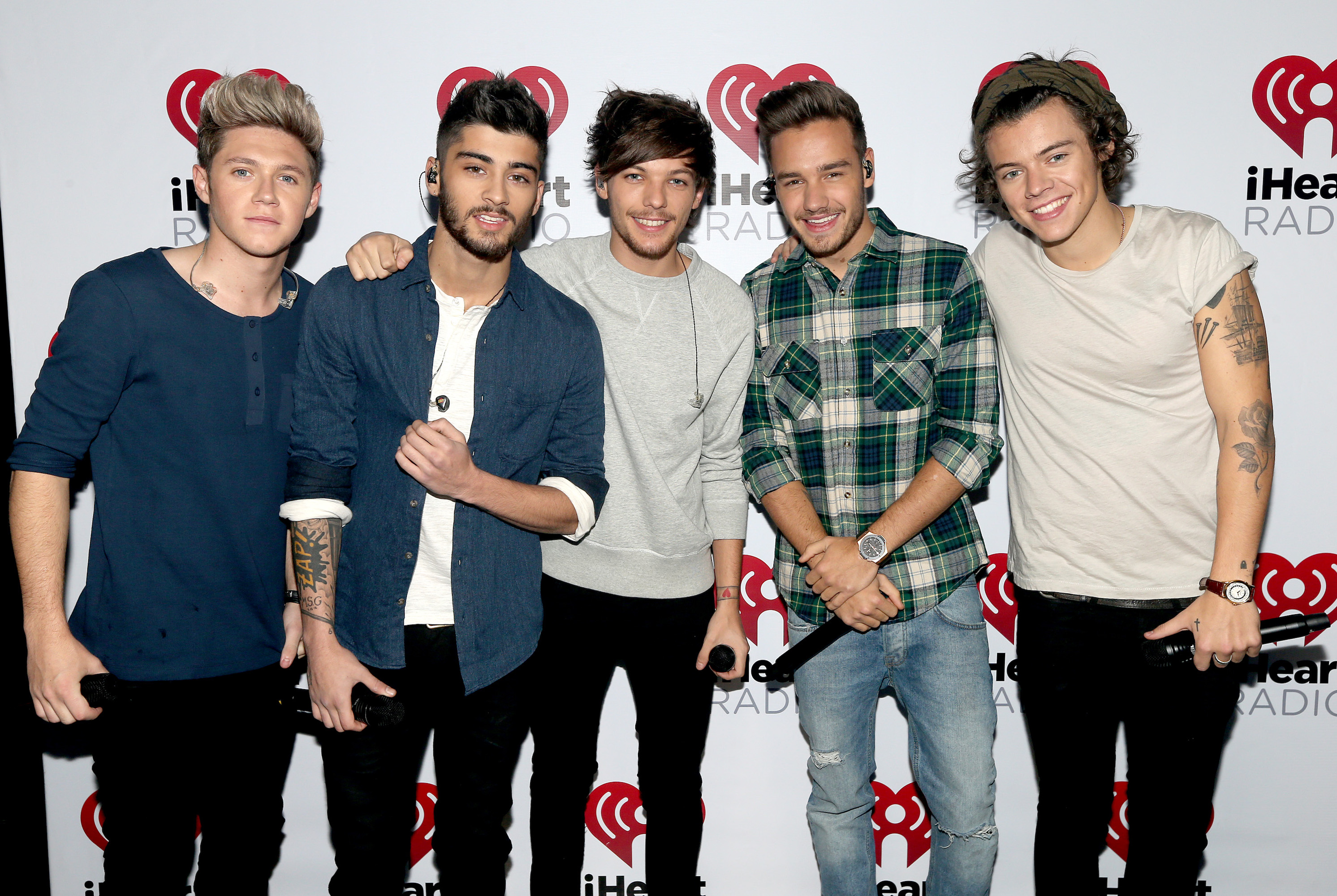 Harry Styles Plays New Song in Honor of Liam Payne 2 Years After His Death