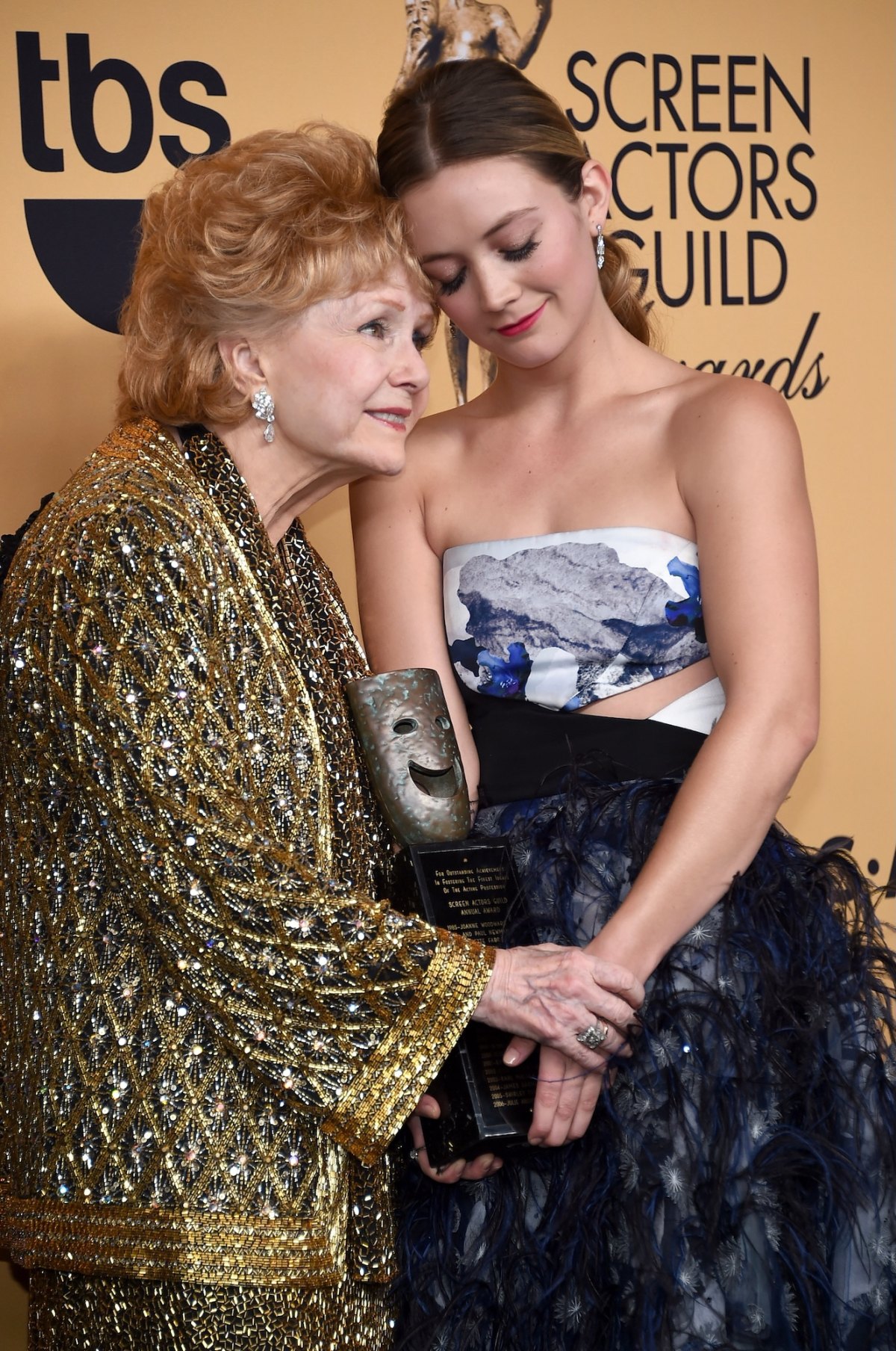 Billie Lourd Reveals Facelift Advice She Got From Grandma Debbie Reynolds