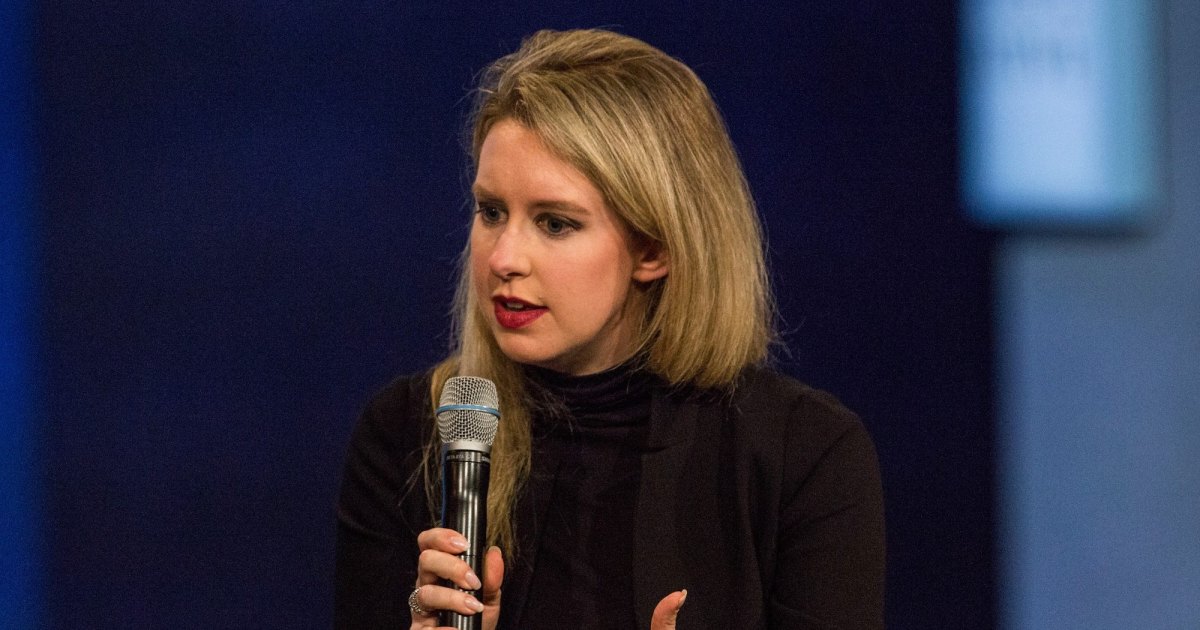 ‘Free Elizabeth Holmes’ Protestors Proclaim Her Innocence At Screening of Her New Documentary ‘Free Elizabeth Holmes’ Protestors Proclaim Her Innocence At Screening of Her New Documentary