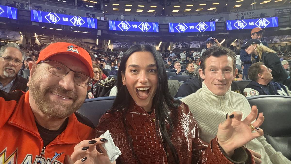 HUFXtzUWoAAh4yb marlins man dua lipa callum turner.jpeg