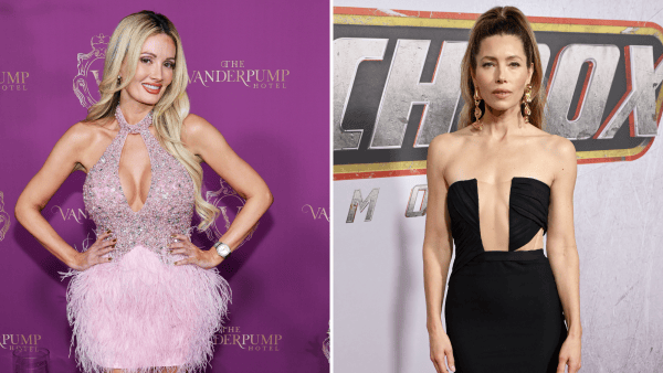 Holly-Madison-and-Jessica-Biel