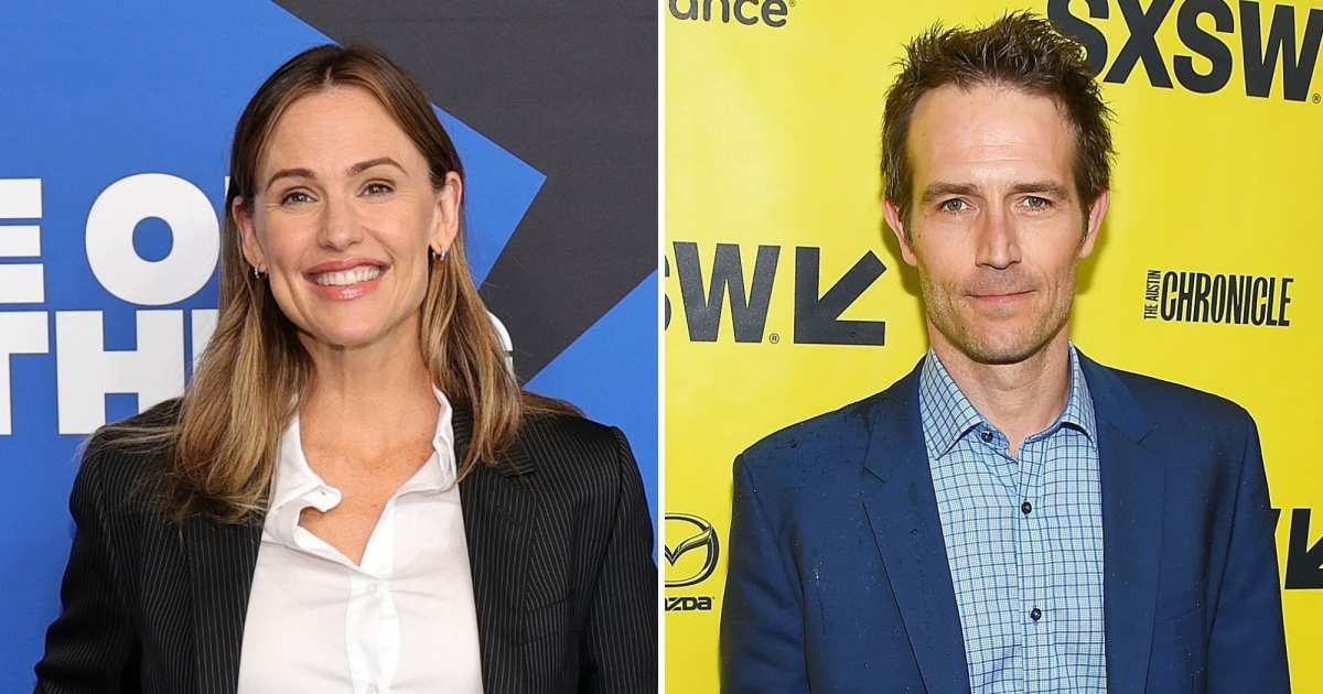 Jennifer Garner Reunites With Ex Michael Vartan for Rare ‘Alias’ Catch Up: ‘All These Years Later’ Jennifer Garner Reunites With Ex Michael Vartan for Rare ‘Alias’ Catch Up: ‘All These Years Later’