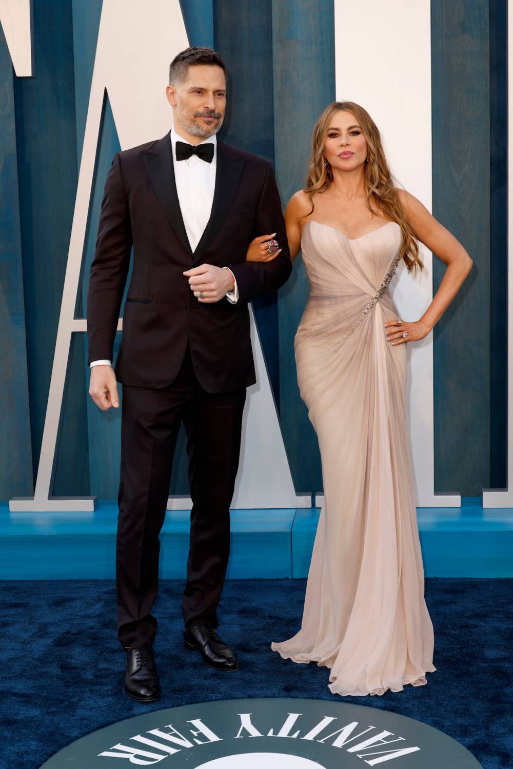 Joe-Manganiello-and-Sofia-Vergara-GettyImages-1388071928