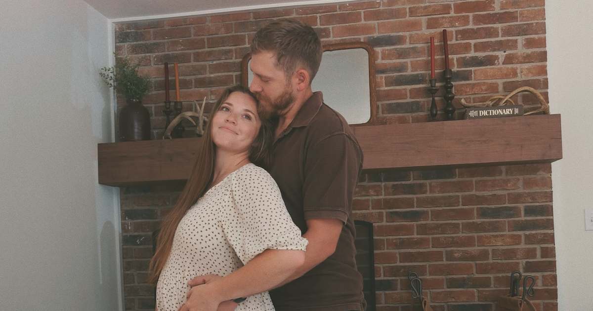 Joy-Anna Duggar Admits She’s ‘Crying Over Every Little Thing’ in Pregnancy Update Joy-Anna Duggar Admits She’s ‘Crying Over Every Little Thing’ in Pregnancy Update