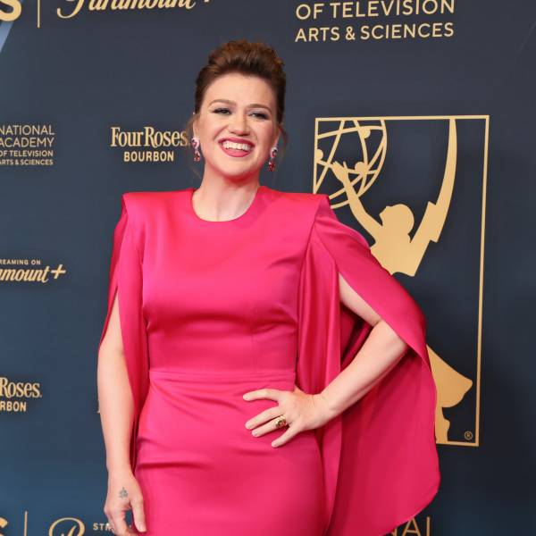 Kelly-Clarkson-GettyImages-2156566040