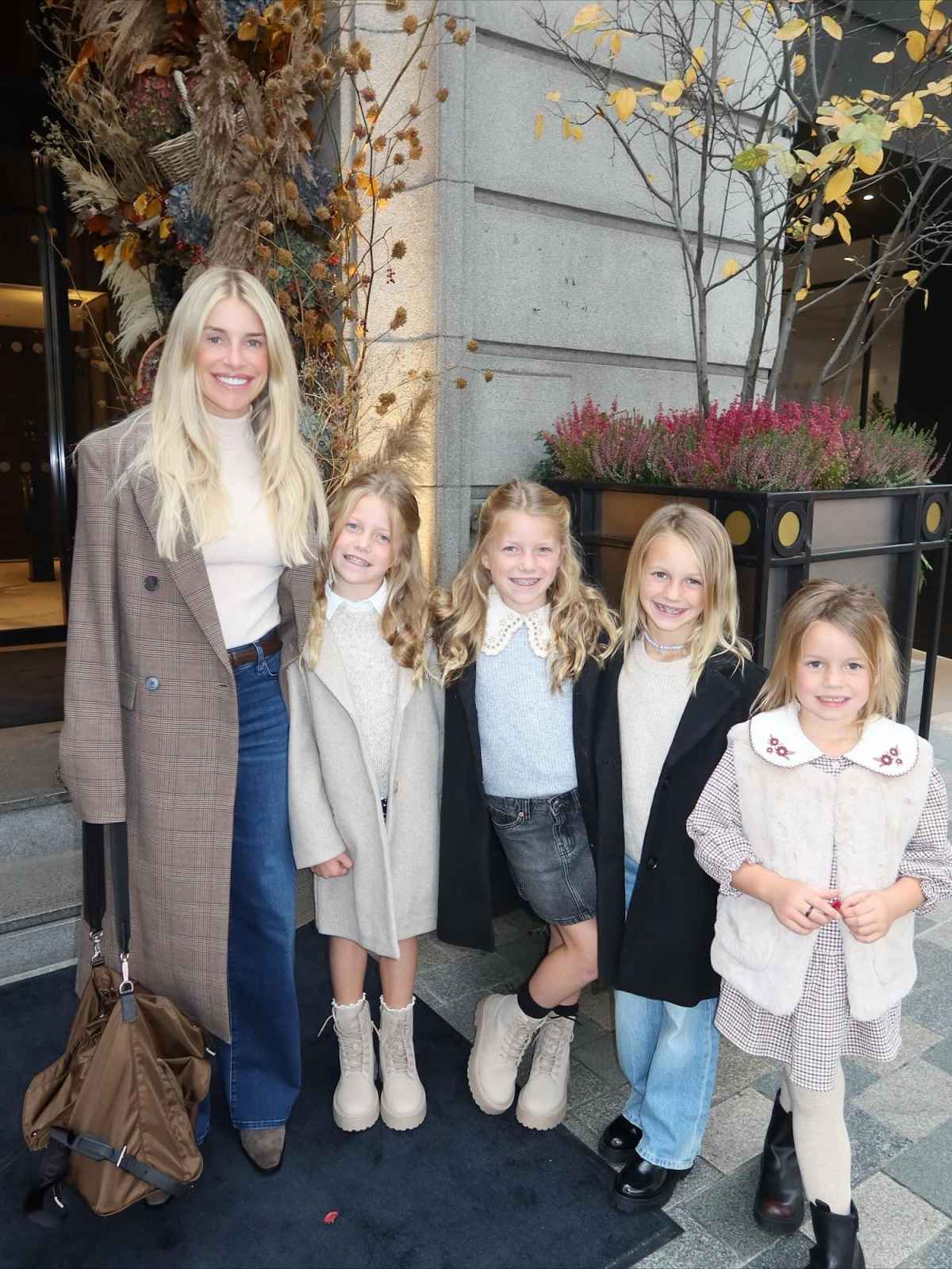 Kelly-Stafford-and-Daughters