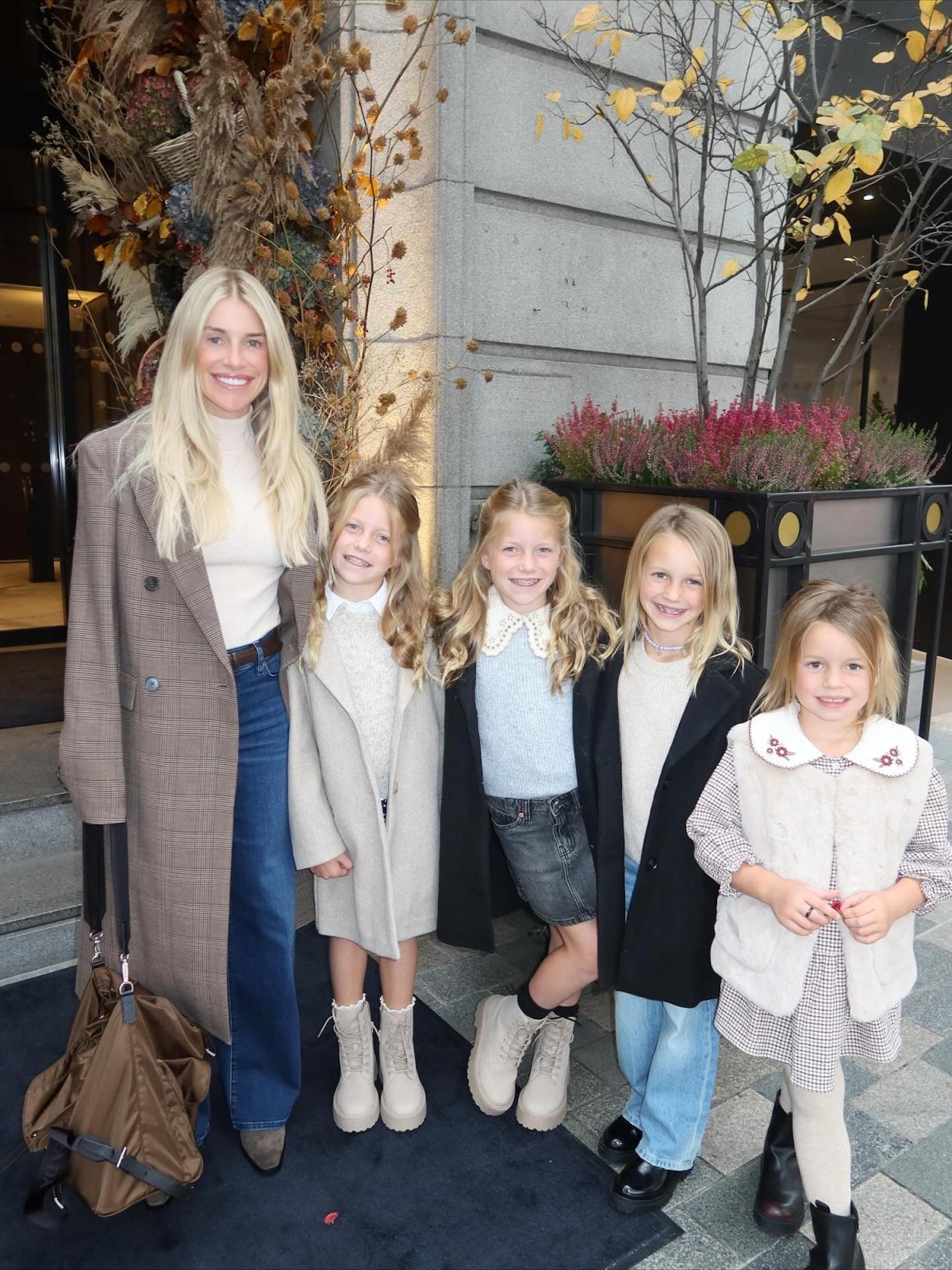 Kelly-Stafford-and-Daughters
