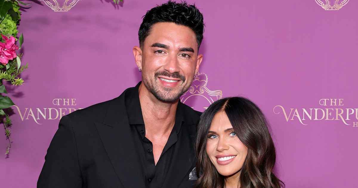 Jessi Draper and Marciano Brunette Confirm He’s a ‘Big Part’ of ‘Mormon Wives’ Season 6 (Exclusive) Jessi Draper and Marciano Brunette Confirm He’s a ‘Big Part’ of ‘Mormon Wives’ Season 6 (Exclusive)
