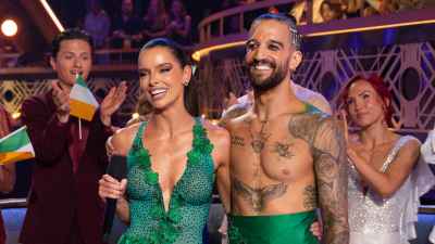 Maura-Higgins-and-Mark-Ballas-DWTS-183898_EM207833