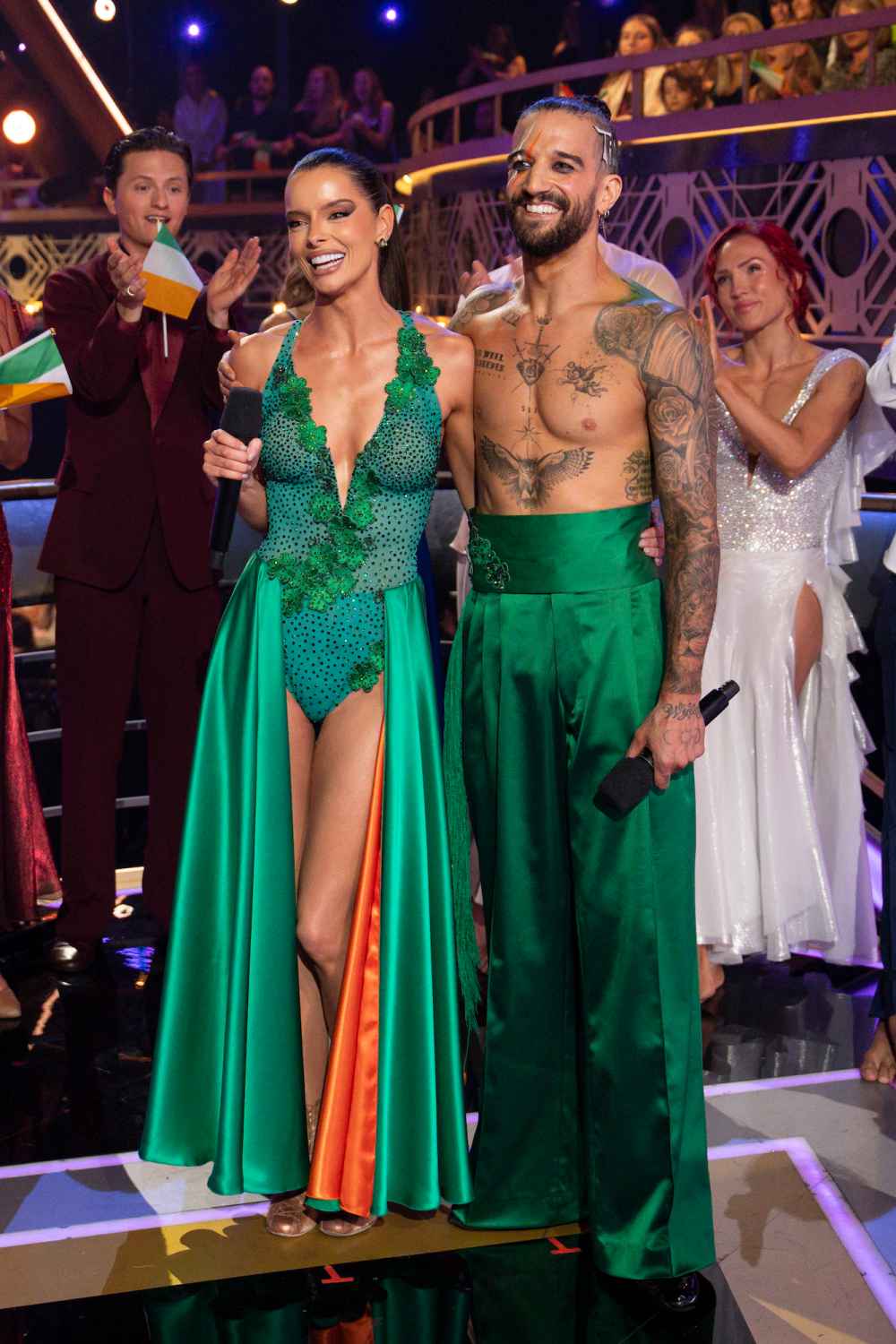 Maura-Higgins-and-Mark-Ballas-DWTS-183898_EM207833