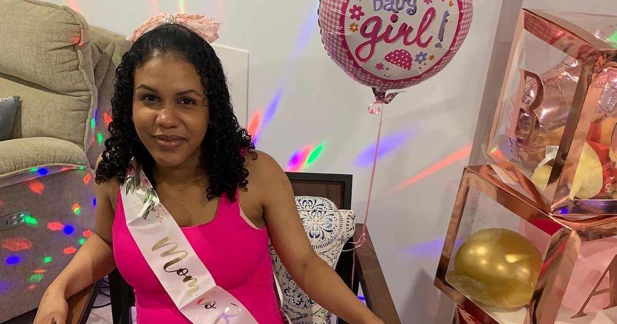 Mom Pushed Off 15th Floor Balcony Died Protecting Her 8-Month-Old Baby: ‘She Loved Her Daughter’ Mom Pushed Off 15th Floor Balcony Died Protecting Her 8-Month-Old Baby: ‘She Loved Her Daughter’