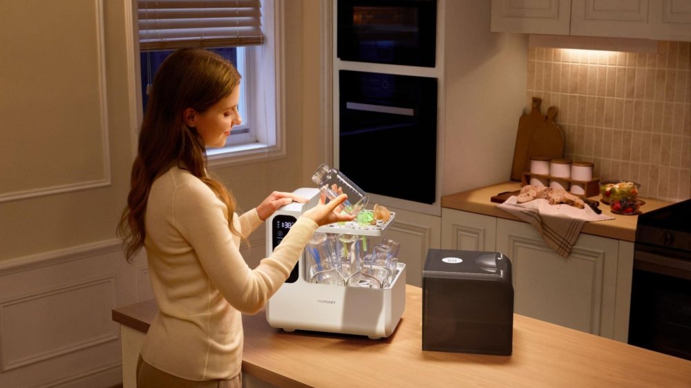 The DeepClean Baby Bottle Washer