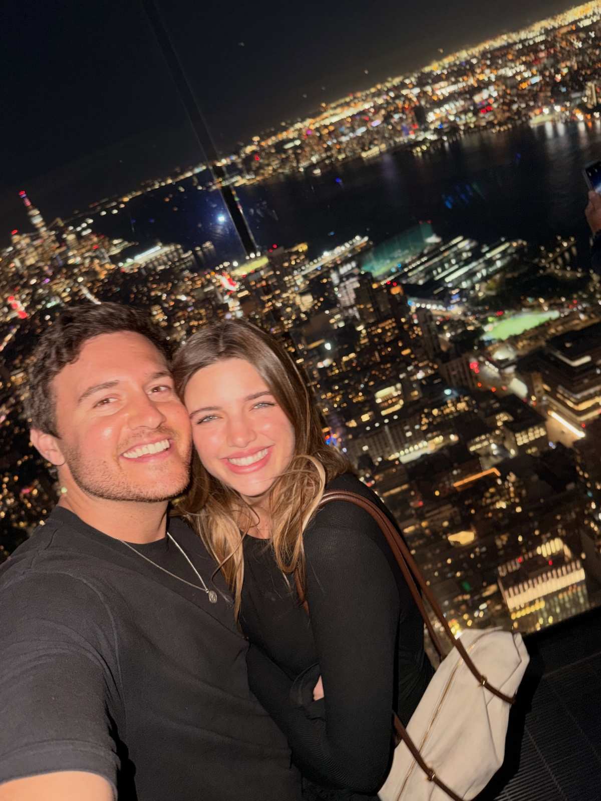 Peter Weber's Girlfriend Jadeyn Carr Gives Candid Update on Twin Pregnancy