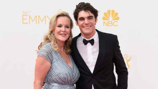 RJ-Mitte-and-Moms-Dyna-GettyImages-454181852