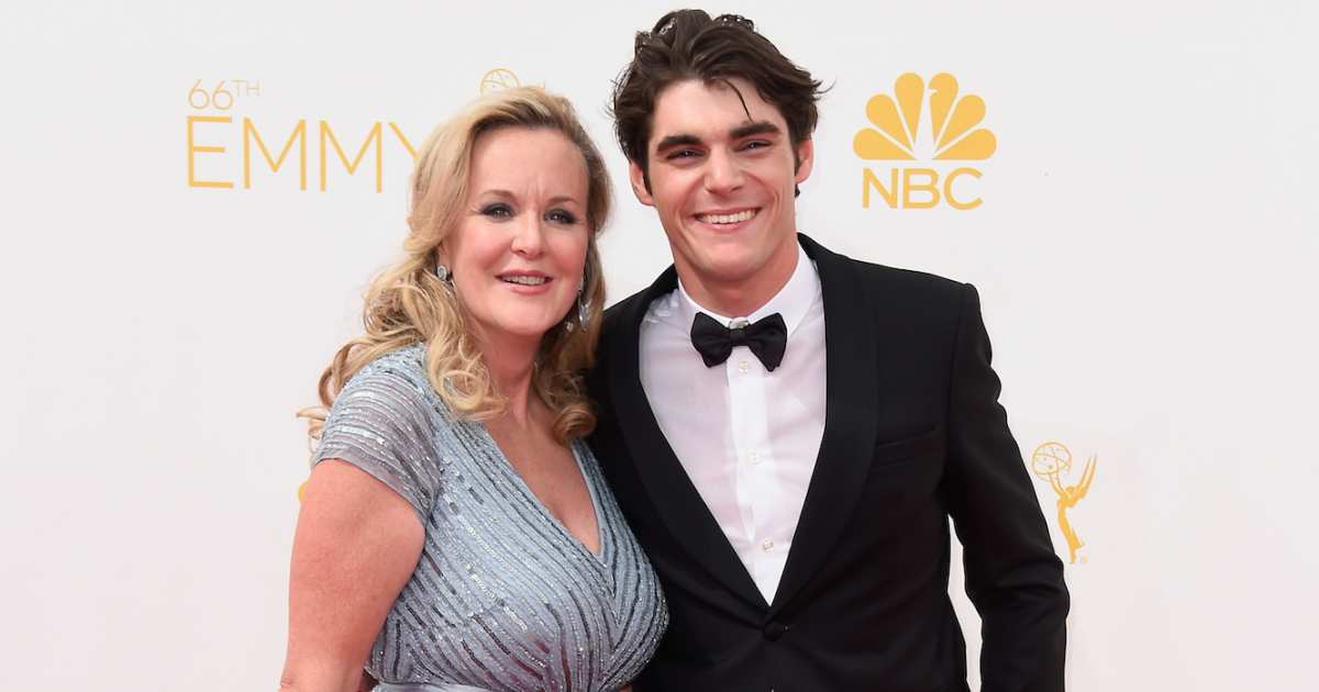 ‘Breaking Bad’ Alum RJ Mitte’s Mom Shares Emotional New Details From the Day He Died