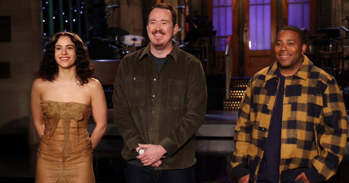 Comedian Shane Gillis Apologizes After Accidentally Cursing During ‘SNL’ Hosting Duties Comedian Shane Gillis Apologizes After Accidentally Cursing During ‘SNL’ Hosting Duties