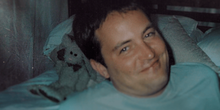 Matthew Perry Doc Reveals Friends Cast Cried During Open Casket Funeral Matthew Perry Doc Reveals Friends Cast Cried During Open Casket Funeral
