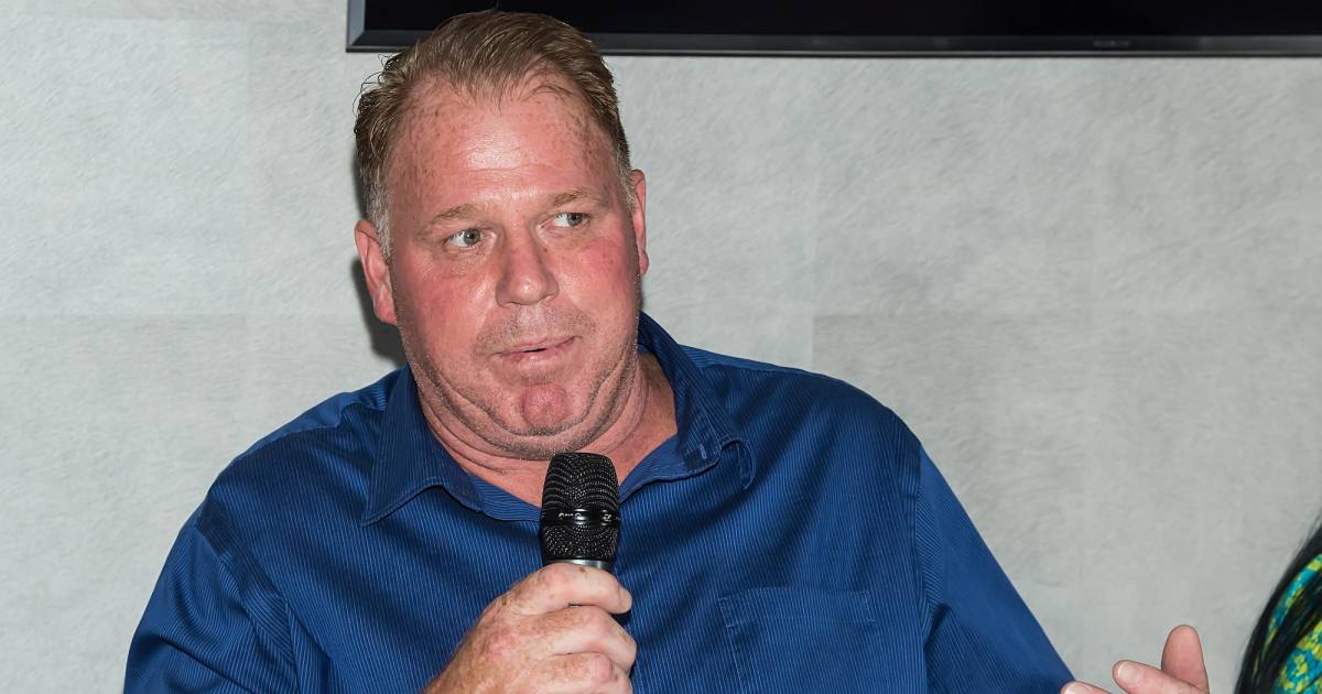 Meghan Markle’s Half-Brother Responds After Their Dad Denies ‘Sick’ Child Porn Accusations Meghan Markle’s Half-Brother Responds After Their Dad Denies ‘Sick’ Child Porn Accusations