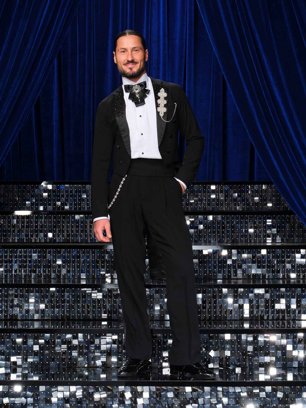 Val-Chmerkovskiy-Addresses-Suspension-183136_07268_v1